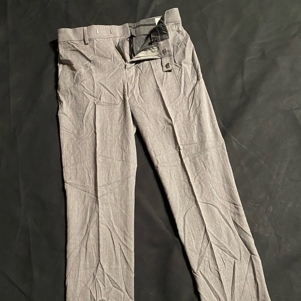 Slim dress pants good fellow 30x32 great quality worn once